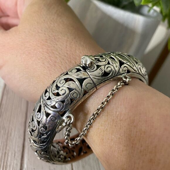 Retired Silpada Filigree Bangle - Picture 2 of 10